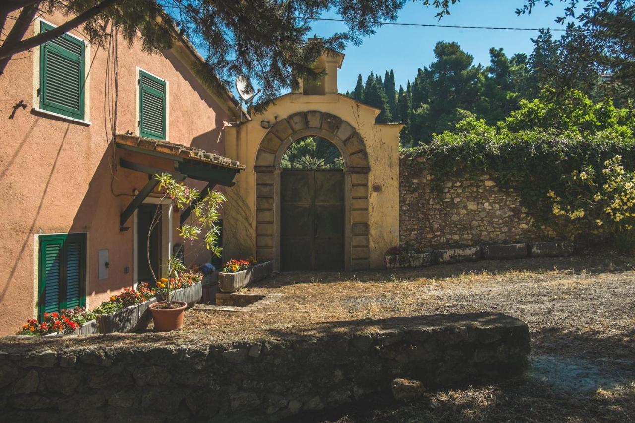 Casa Conte Picedi Appartamento Luna Леричи Экстерьер фото
