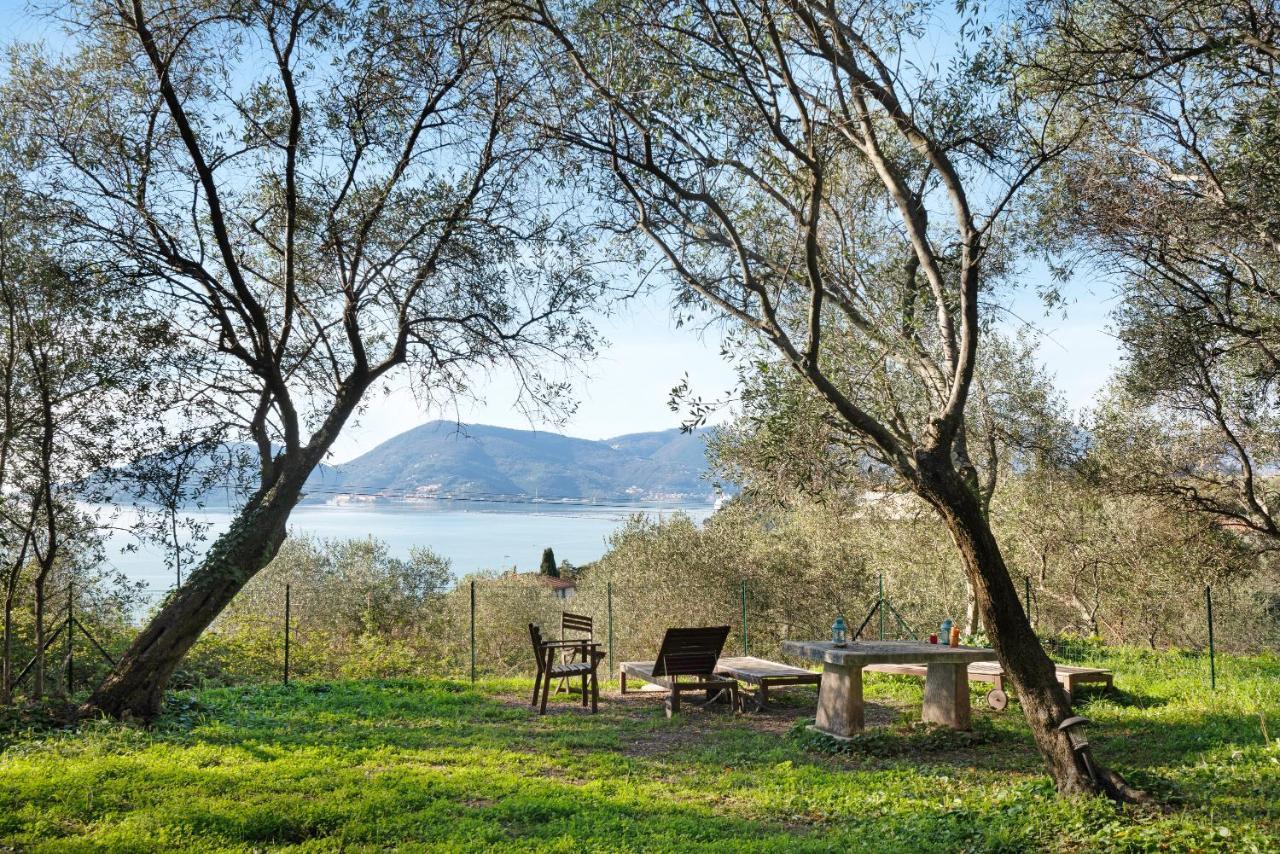 Casa Conte Picedi Appartamento Luna Леричи Экстерьер фото
